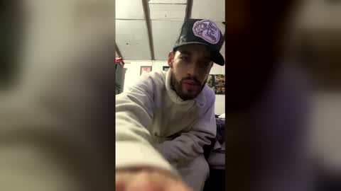 panthers_room online show from April 13, 2026, 5:24 am