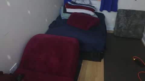 PantsLessTraveler online show from February 25, 2025, 10:29 pm