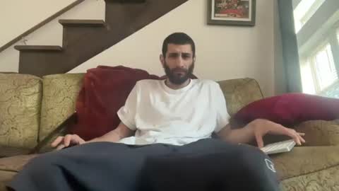 Snapshot of pantslesstraveler_plt chatting on July 5, 2026, 12:34 pm PantsLessTraveler online show from July 5, 2026, 12:34 pm