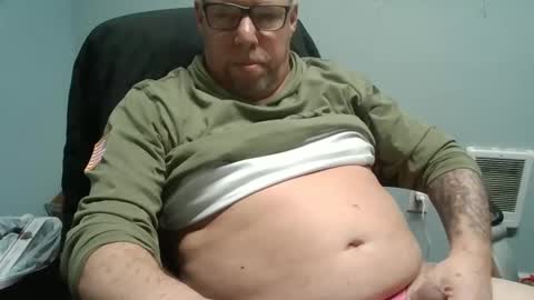 Snapshot of pantyslut50s chatting on March 18, 2026, 11:08 pm daddyinpanties online show from March 18, 2026, 11:08 pm