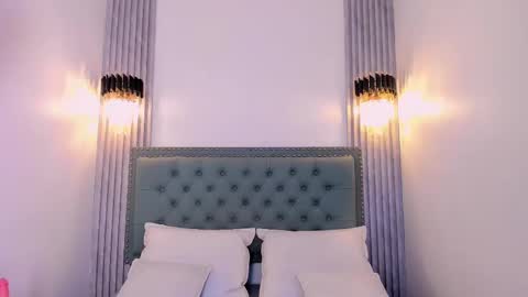 Snapshot of paolab_g chatting on February 19, 2025, 6:00 pm online show from February 19, 2025, 6:00 pm