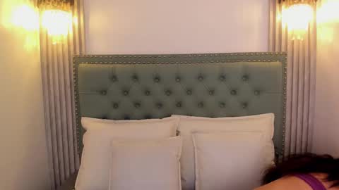 Snapshot of paolab_g chatting on March 10, 2025, 11:32 am online show from March 10, 2025, 11:32 am