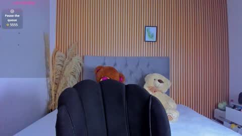 paola online show from March 14, 2026, 12:50 am