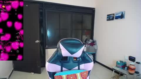 Snapshot of paolagomez_ chatting on May 23, 2026, 11:25 am Paola Gomoez online show from May 23, 2026, 11:25 am
