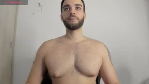 Snapshot of paolo_hanma chatting on June 10, 2026, 12:33 am Paolo online show from June 10, 2026, 12:33 am
