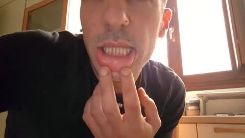 paoloste online show from October 19, 2025, 2:50 pm