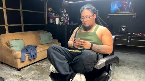 papi_krizz online show from December 11, 2024, 3:56 am