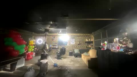 papi_krizz online show from December 30, 2024, 7:11 pm