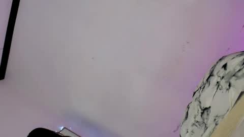 Fina Dwarf online show from February 4, 2026, 2:12 pm