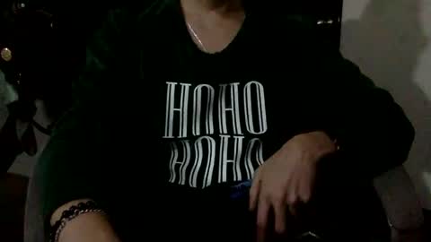 papy_dani33 online show from September 15, 2025, 7:08 am