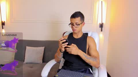 Ryan And Casper online show from February 19, 2026, 7:54 pm