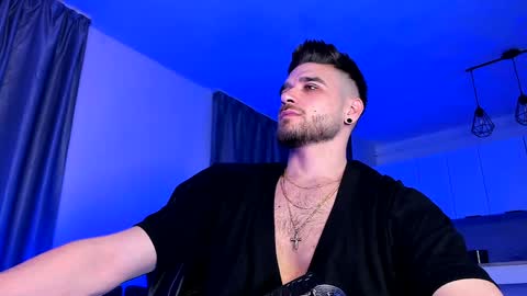 Paris online show from January 12, 2025, 12:18 am