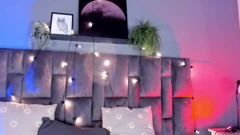 PARIS online show from February 27, 2026, 9:04 pm