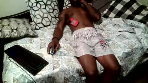 Snapshot of parlaytellio chatting on January 6, 2026, 1:42 am Parlay Tellio online show from January 6, 2026, 1:42 am