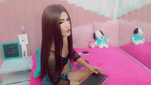 party_fre_girl online show from March 15, 2026, 3:23 am