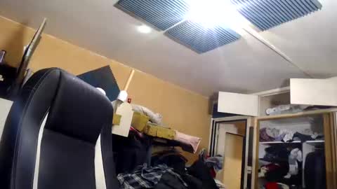 pascal88881 online show from December 24, 2024, 11:28 am