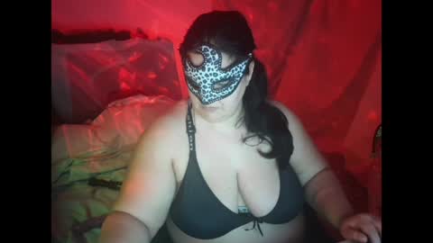 Snapshot of passionduo4 chatting on February 2, 2025, 8:41 pm PassionDuo4 online show from February 2, 2025, 8:41 pm