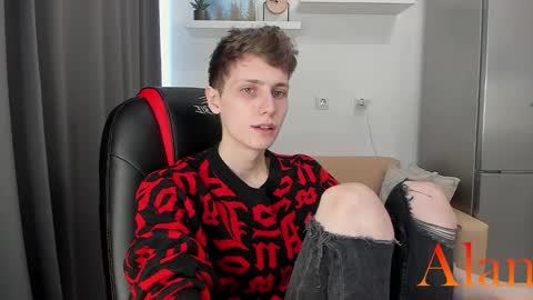 Snapshot of passionprince69 chatting on October 2, 2025, 11:28 am Alan online show from October 2, 2025, 11:28 am