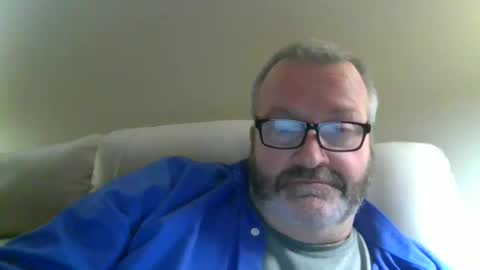 passporttraveler1 online show from October 31, 2025, 12:55 am