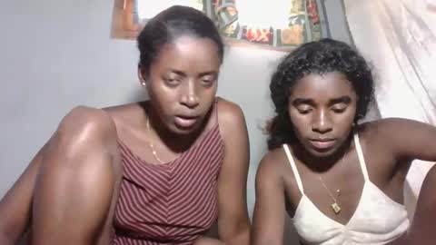 patricia9090 online show from November 18, 2025, 5:56 am