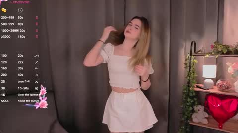 Snapshot of patriciamitchell_ chatting on February 28, 2026, 9:32 am Mia online show from February 28, 2026, 9:32 am