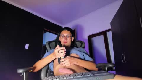 Snapshot of patricksherman chatting on October 18, 2025, 7:03 pm Patrick sherman online show from October 18, 2025, 7:03 pm