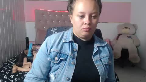 patty squirt87 online show from March 5, 2025, 2:46 am