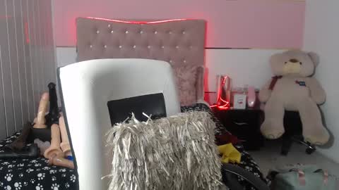 patty squirt87 online show from March 9, 2025, 9:57 am