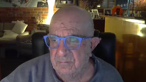 patvac online show from September 10, 2025, 2:28 pm