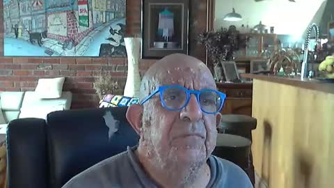 Snapshot of patvac chatting on April 19, 2026, 11:51 pm patvac online show from April 19, 2026, 11:51 pm