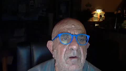 Snapshot of patvac chatting on April 20, 2026, 4:43 pm patvac online show from April 20, 2026, 4:43 pm