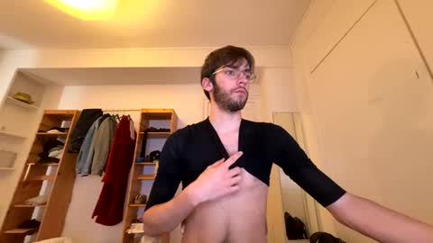 paul442386 online show from May 8, 2026, 5:07 pm