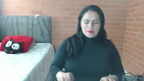 paula__117 online show from April 27, 2026, 8:51 pm