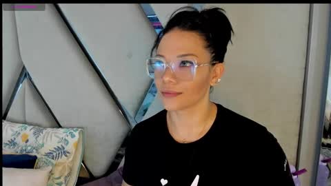 Paula online show from February 17, 2025, 10:47 pm