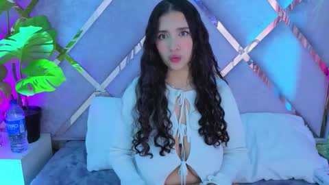 paulette_dupont_ online show from March 29, 2026, 3:17 am