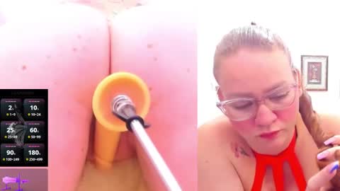 Snapshot of paulina_davis_ chatting on March 4, 2025, 3:22 am Paulina Davis online show from March 4, 2025, 3:22 am