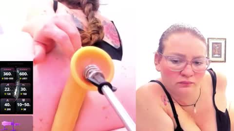 Snapshot of paulina_davis_ chatting on March 8, 2025, 2:12 am Paulina Davis online show from March 8, 2025, 2:12 am