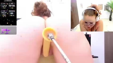 Snapshot of paulina_davis_ chatting on September 23, 2025, 4:04 am Paulina Davis online show from September 23, 2025, 4:04 am