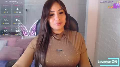 Snapshot of paulina_galvis2700 chatting on July 24, 2026, 4:49 pm paulina online show from July 24, 2026, 4:49 pm