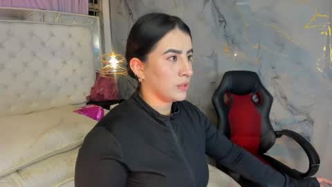 paulinabelen21 online show from May 28, 2026, 3:04 am