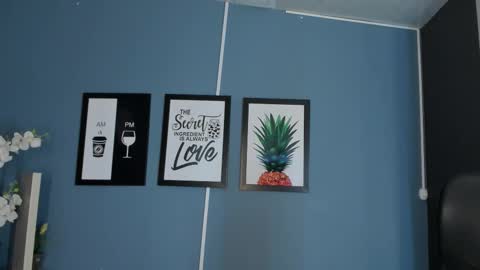 Paulina online show from February 18, 2026, 12:01 pm