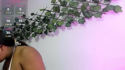Snapshot of paulinaswan_ chatting on October 22, 2025, 2:34 am Paulina online show from October 22, 2025, 2:34 am