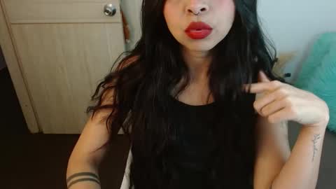 Snapshot of pauliv chatting on March 12, 2026, 5:30 pm Paulina online show from March 12, 2026, 5:30 pm