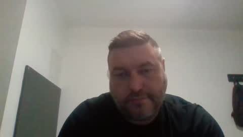 pauljr85 online show from June 8, 2026, 11:38 pm