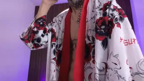 Paulo online show from April 20, 2026, 12:57 am