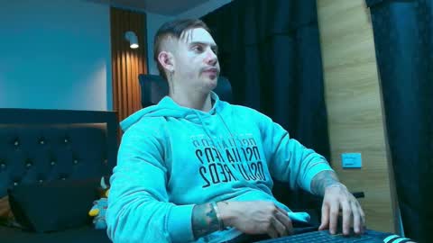 Paul online show from April 4, 2026, 11:57 pm