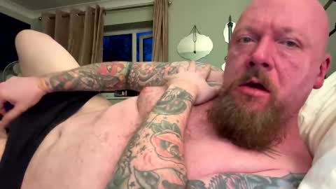 paulyb445 online show from December 14, 2025, 4:23 pm