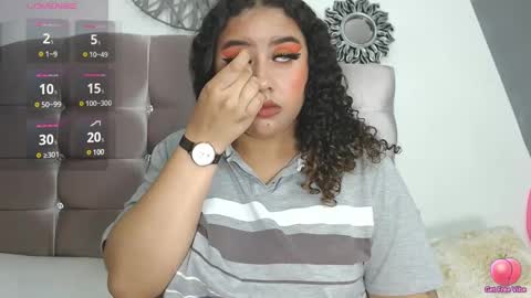 Snapshot of payton_bailey chatting on December 17, 2024, 5:36 pm Payton online show from December 17, 2024, 5:36 pm