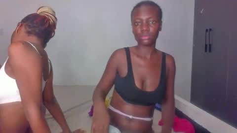 peach_ebonny online show from May 13, 2026, 9:00 pm