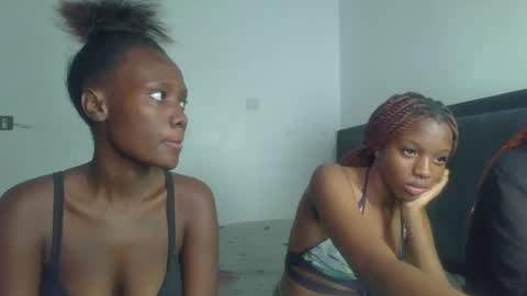 peach_ebonny online show from May 31, 2026, 6:20 pm